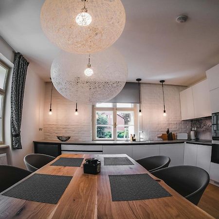 Vila Prazska Vrchlabi Ngoại thất bức ảnh