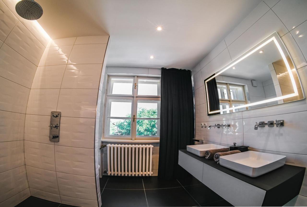 Vila Prazska Vrchlabi Ngoại thất bức ảnh