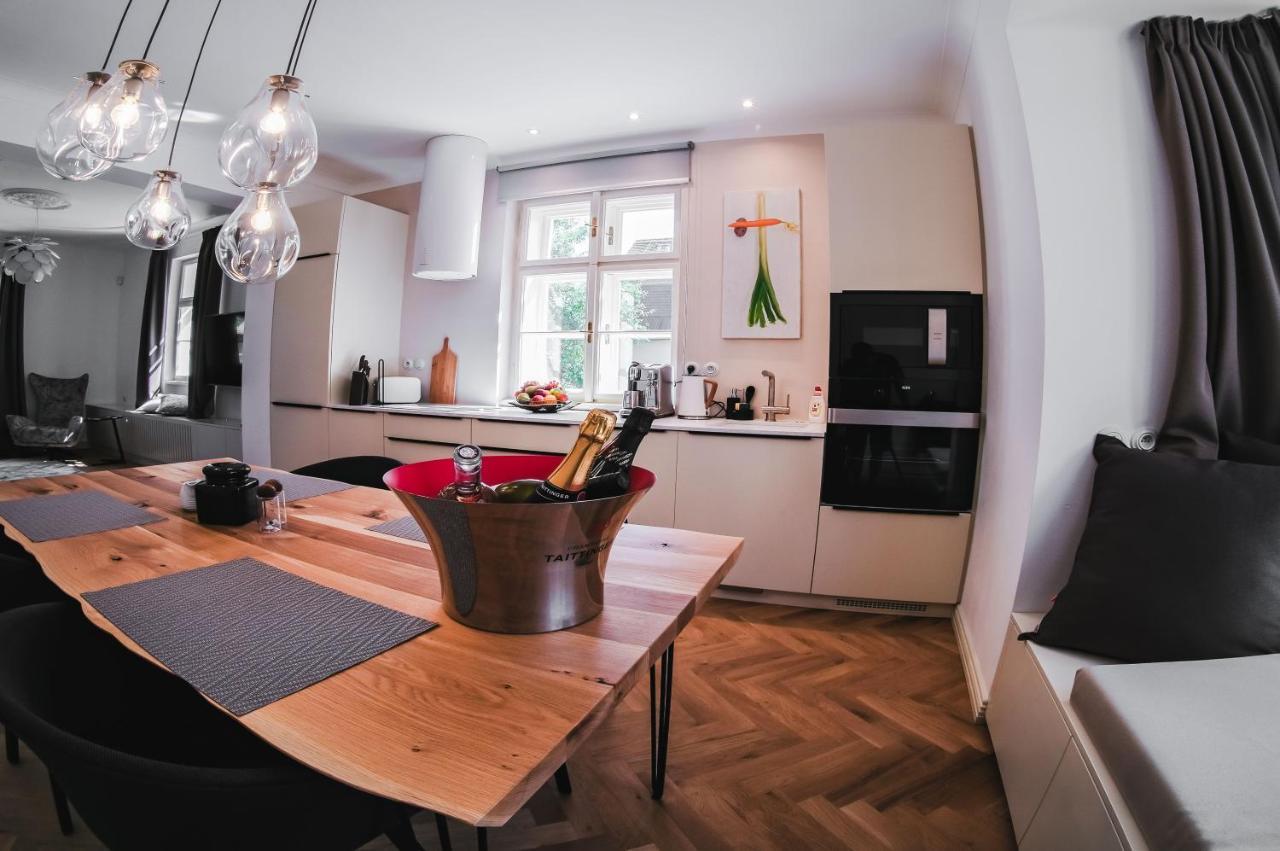 Vila Prazska Vrchlabi Ngoại thất bức ảnh