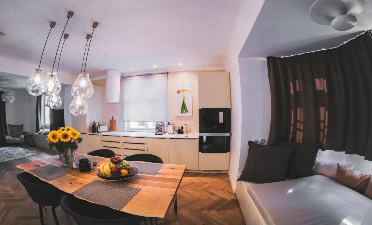 Vila Prazska Vrchlabi Ngoại thất bức ảnh